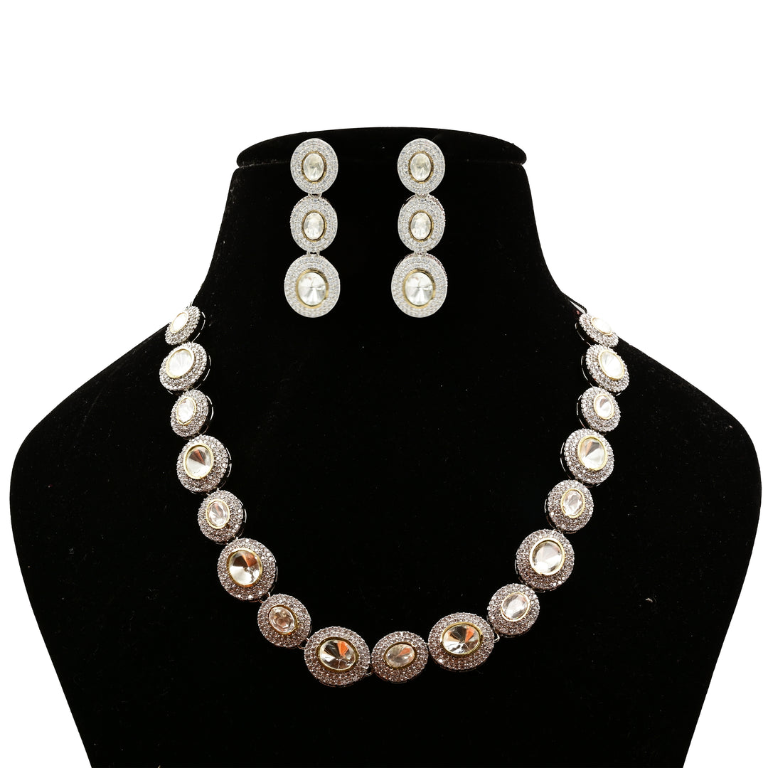 Blingy White Polki Diamond Necklace Set