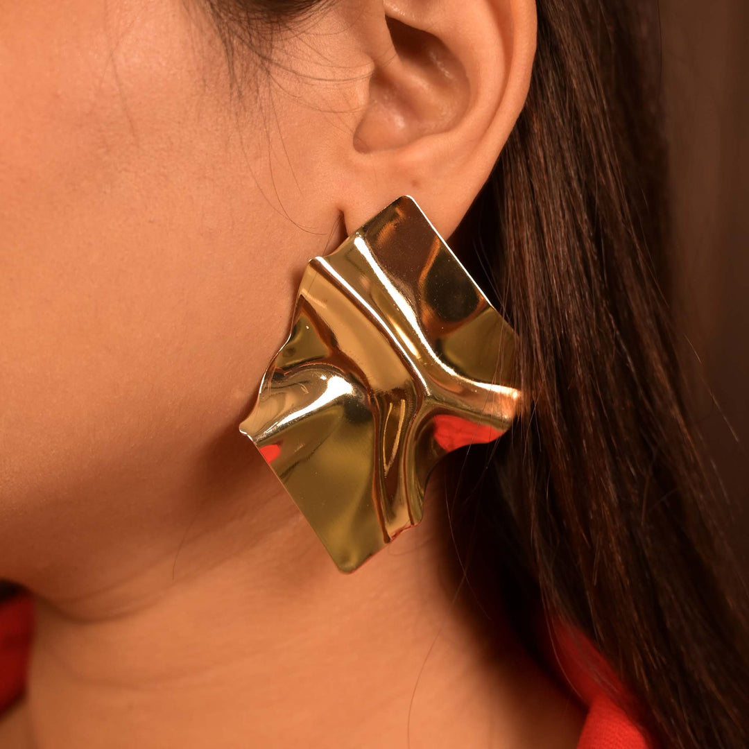 Gold-Tone Wavy Square Stud Earrings